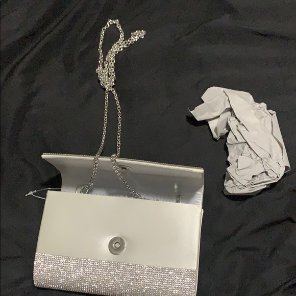 ALDO PARTY CLUTCH BRAND NEW - Picture 4 of 9